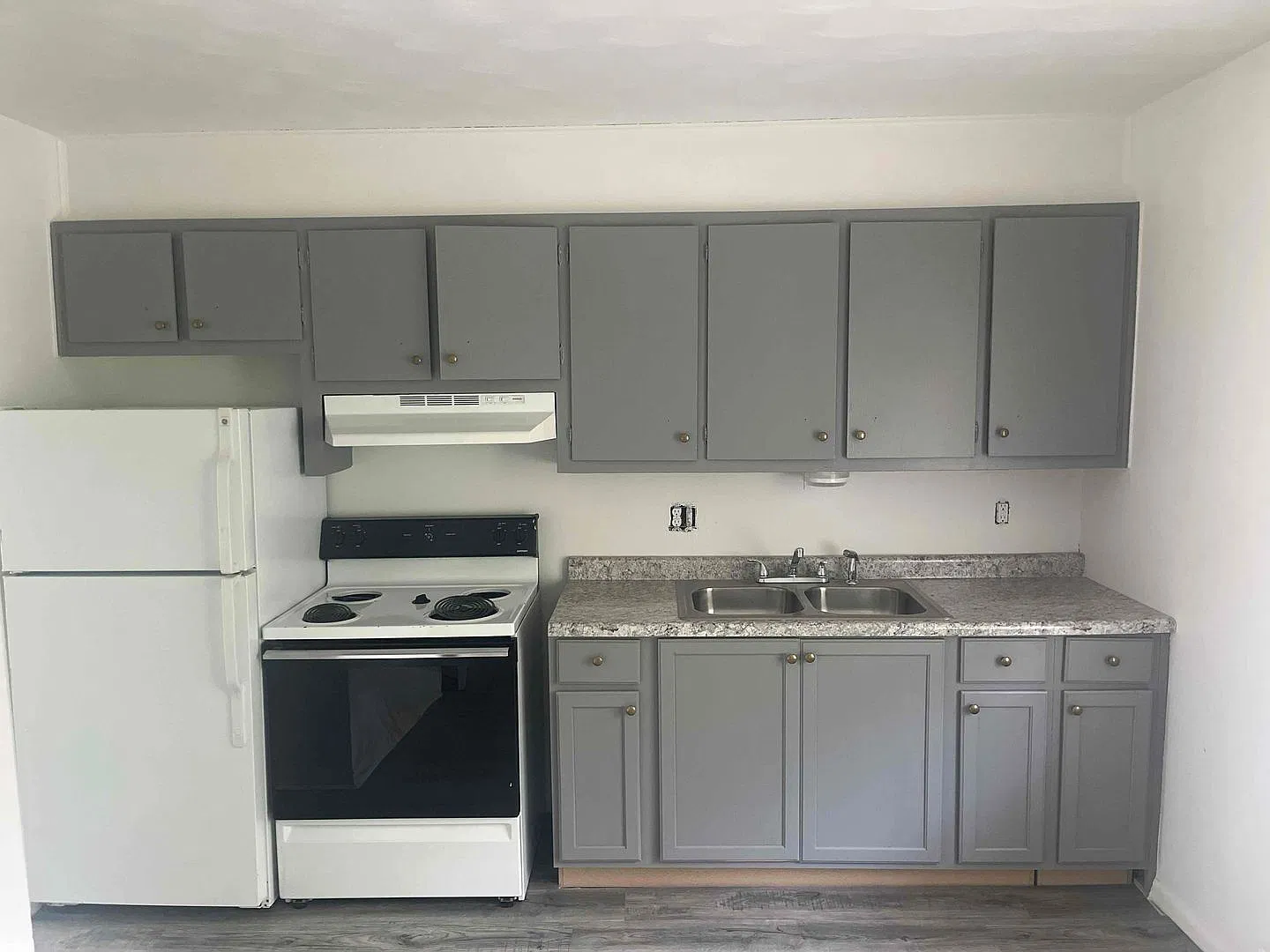 100 Navaho Court — Photo 4