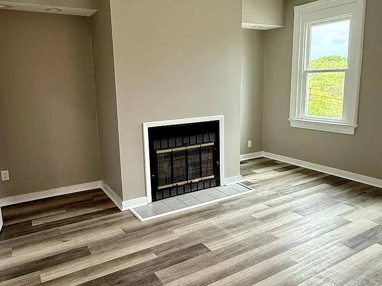 595 Martin Luther King Dr W #2 — Photo 2