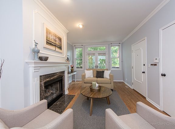 4th image of 1511 W Oakdale Ave #1
