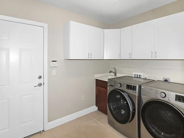 23217 Banbury Way — Photo 20