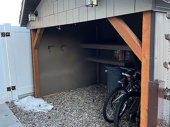 3rd image of 468 Aspen Meadow Dr