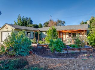 401 Carillo Rd, Ojai, CA 93023