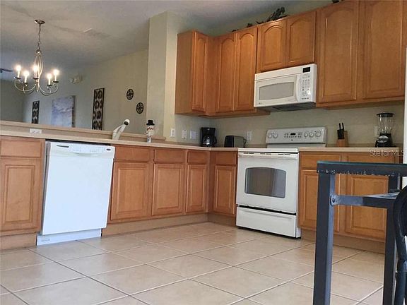 3rd image of 5064 Tideview Cir #84