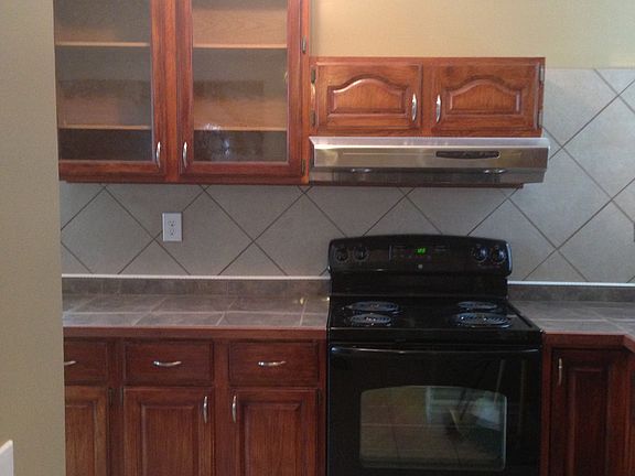 2nd image of 2145 S Jefferson Ave #B