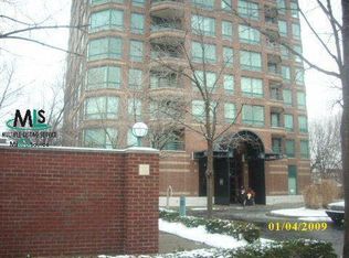 3320 Spinnaker Ln APT 12-A, Detroit, MI 48207