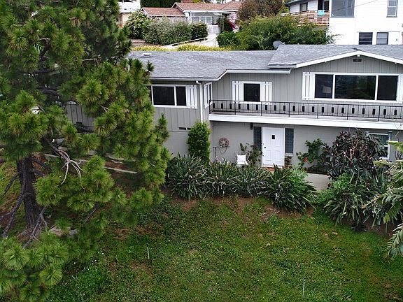 5th image of 1200 Scenic Dr