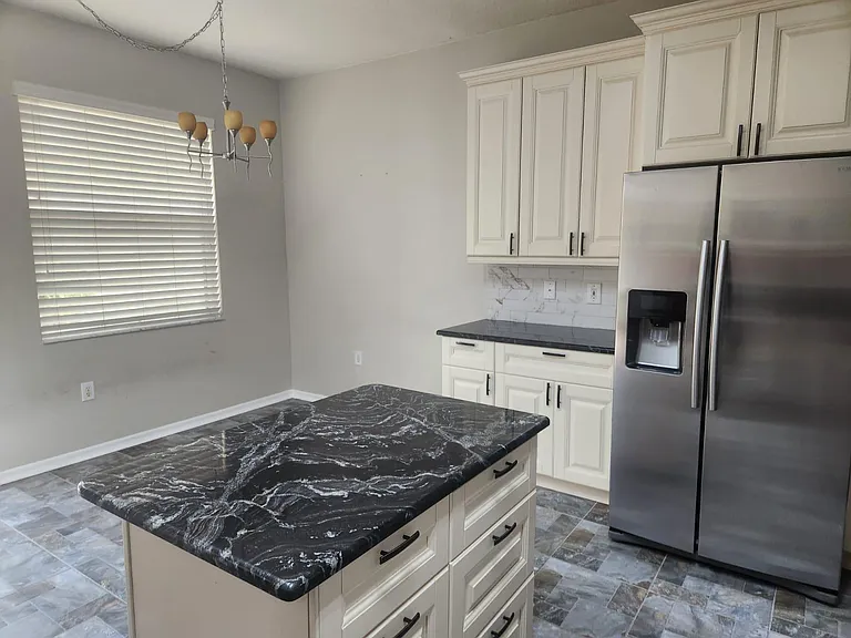 30239 Emmetts Ct — Photo 6