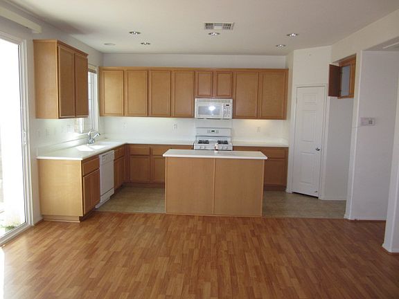 5th image of 37806 Mangrove Dr