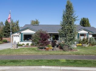 120 Royal Loop, Sequim, WA 98382