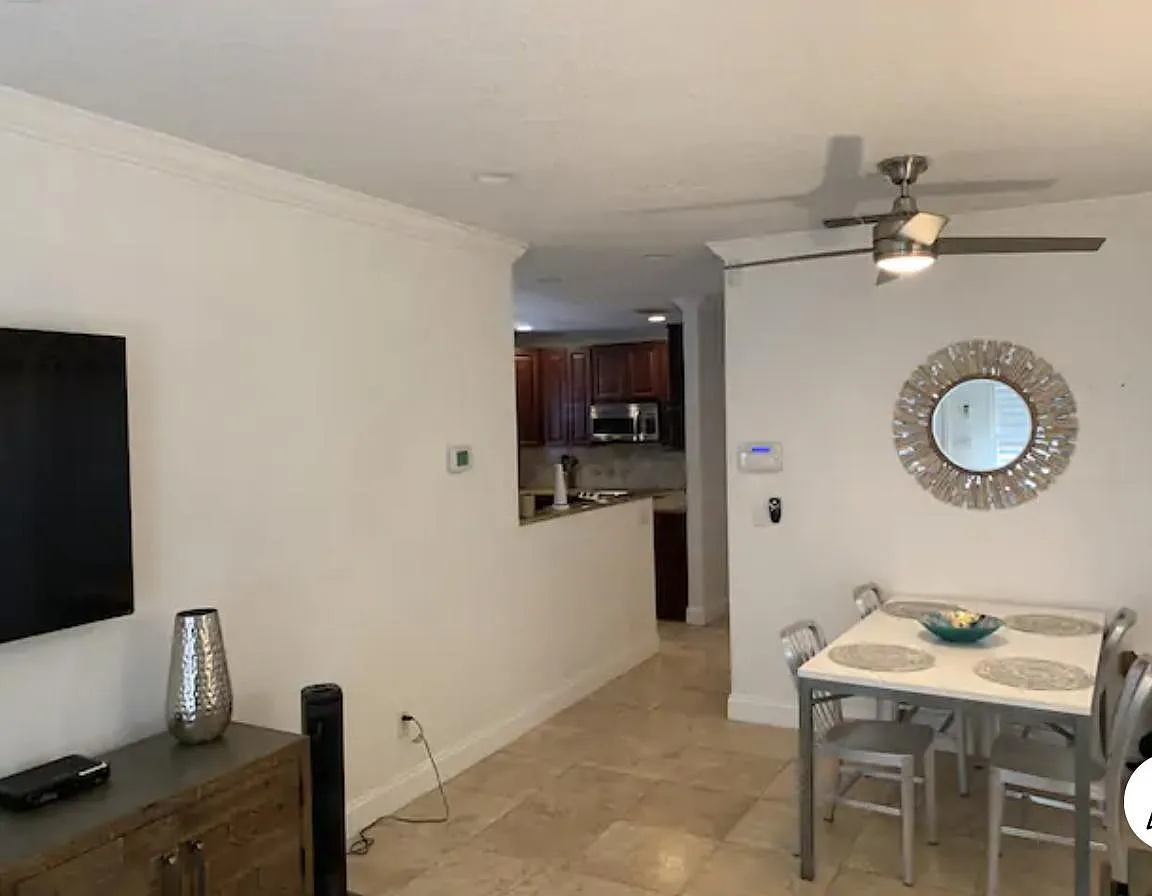 1515 E Central Blvd — Photo 3