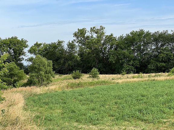 4th image of 4916 Moraine Trl