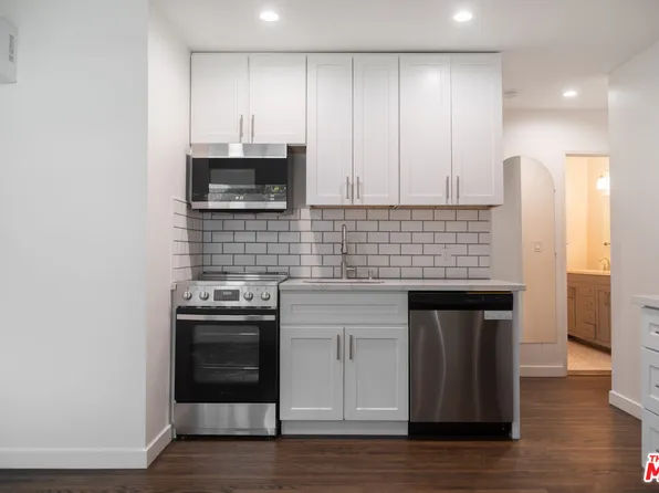 2496 Granville Ave, Los Angeles, CA 90064