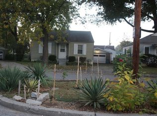 1033 Navaho Pl, Louisville, KY 40215