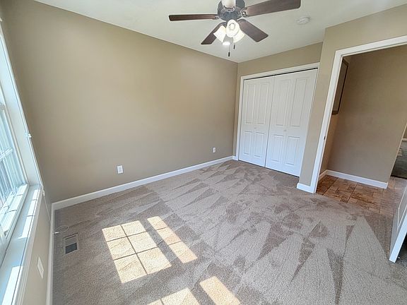 3rd image of 171 Cassidy Rd