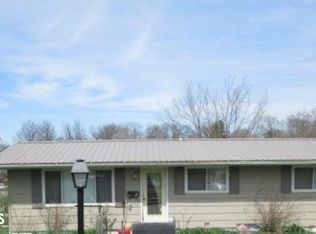 1703 Linden Ave, Chariton, IA 50049