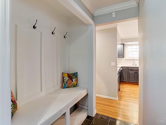 5th image of 3242 Pegroy Ct