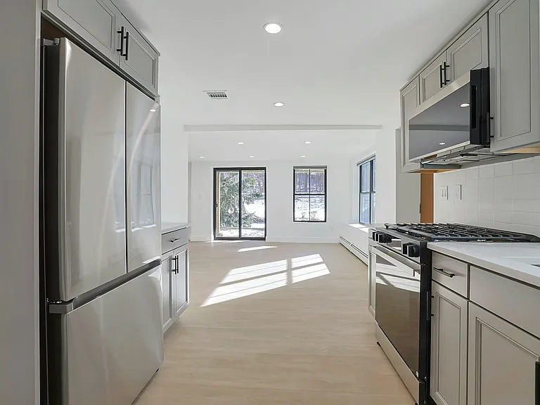 229 Piermont Ave — Photo 15