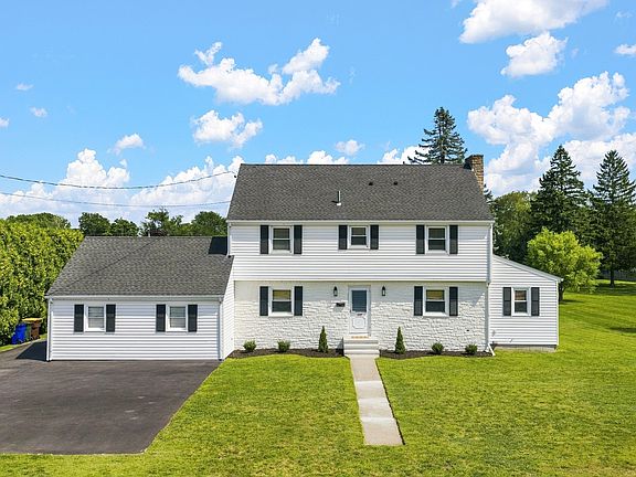 2nd image of 807 N Eastern Ave