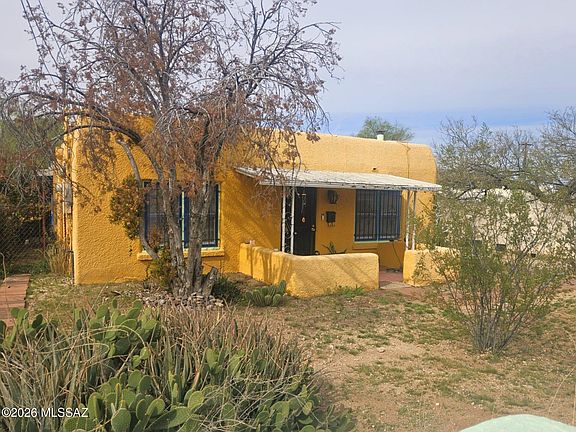 2nd image of 1317 N Dodge Blvd