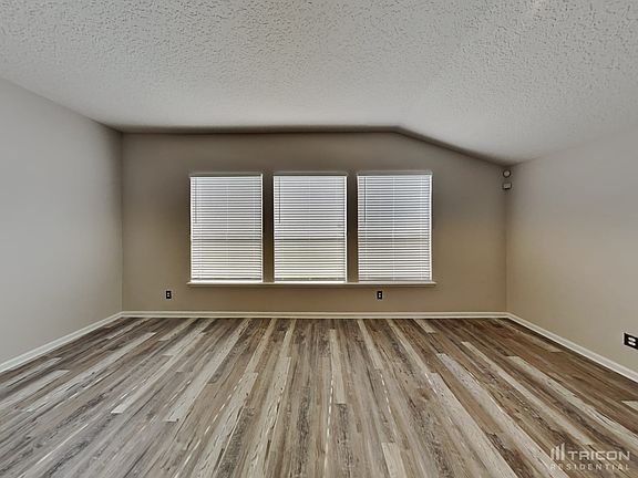 3rd image of 13698 N Devan Lee Dr