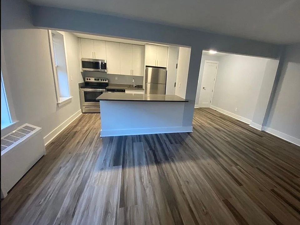 2nd image of 2045 Seagirt Blvd
