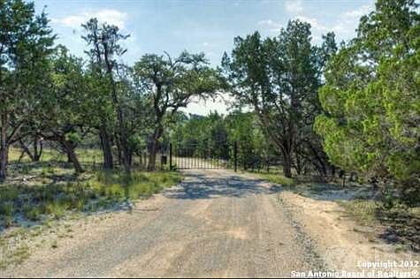 2nd image of 202 Scenic Valley Rd