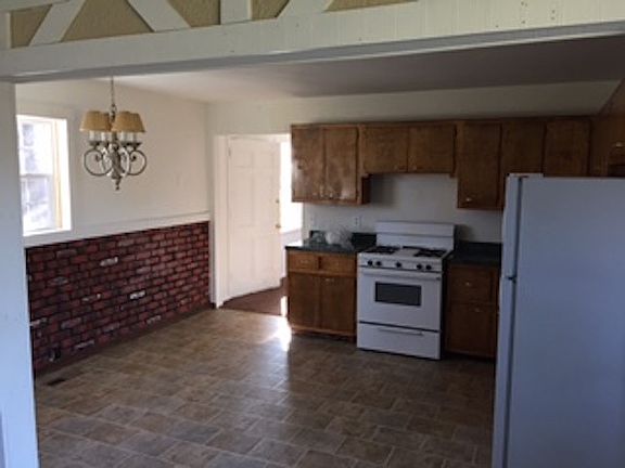 4th image of 8034 Pickford Dr