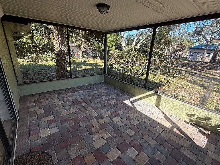 7646 Landmark Dr — Photo 9