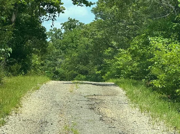 Susquehanna Dr, Cherokee Village, AR 72529