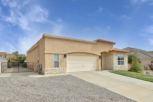 6616 Freemont Hills Loop NE Photo 1 6616 Freemont Hills Loop NE Photo 1
