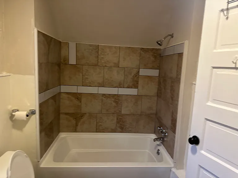 440 Center Ave — Photo 29