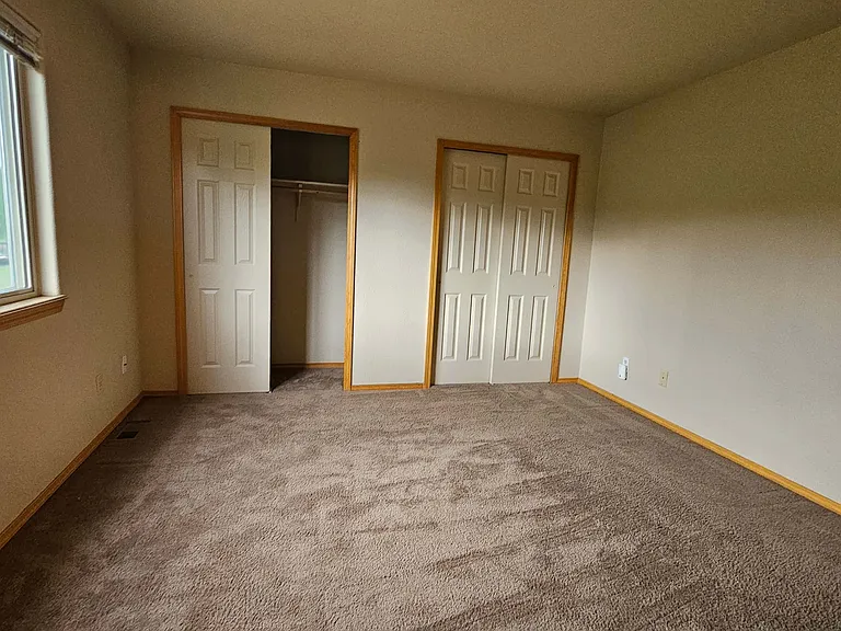 1604 Columbine Village Dr — Photo 12
