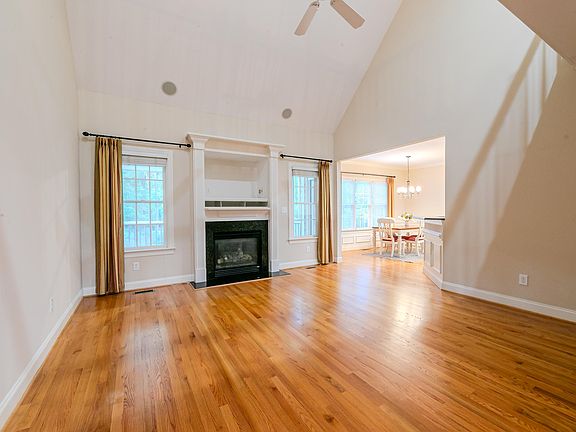 4th image of 140 Traylee Dr