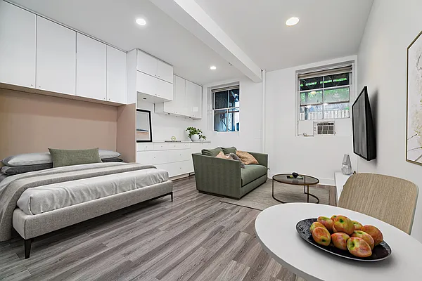 Rented by REAL New York | media 3