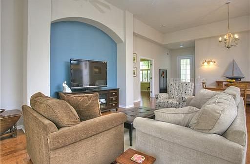 2nd image of 525 Meadow Sweet Cir
