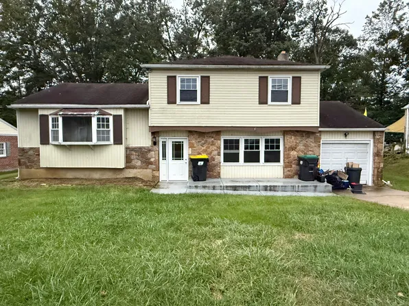 8 Neponset Rd, Wilmington, DE 19810