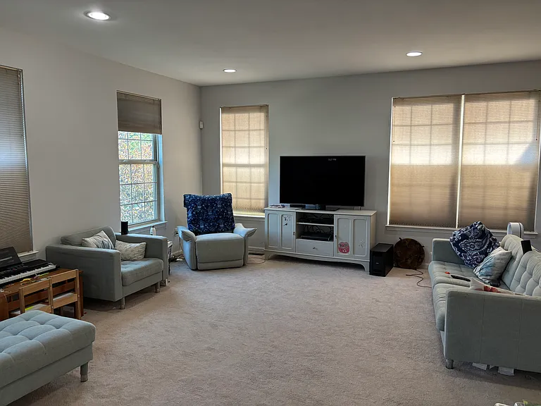 110 Tyler Dr — Photo 14