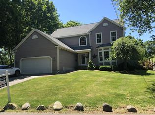 32 Cedar St, Lexington, MA 02421