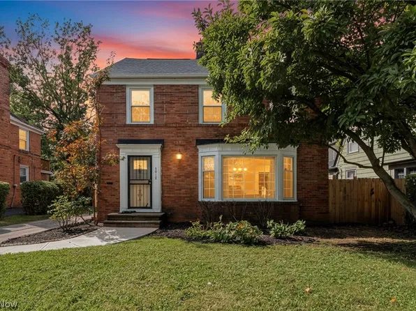 3012 Keswick Rd, Cleveland, OH 44120