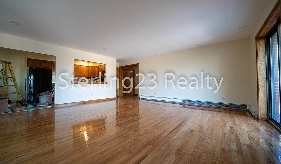 1st image of 3244 31st St APT 2B