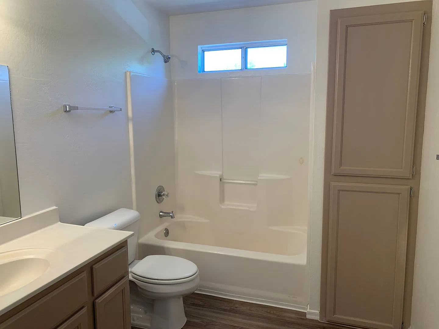 203 Meany Street — Photo 3
