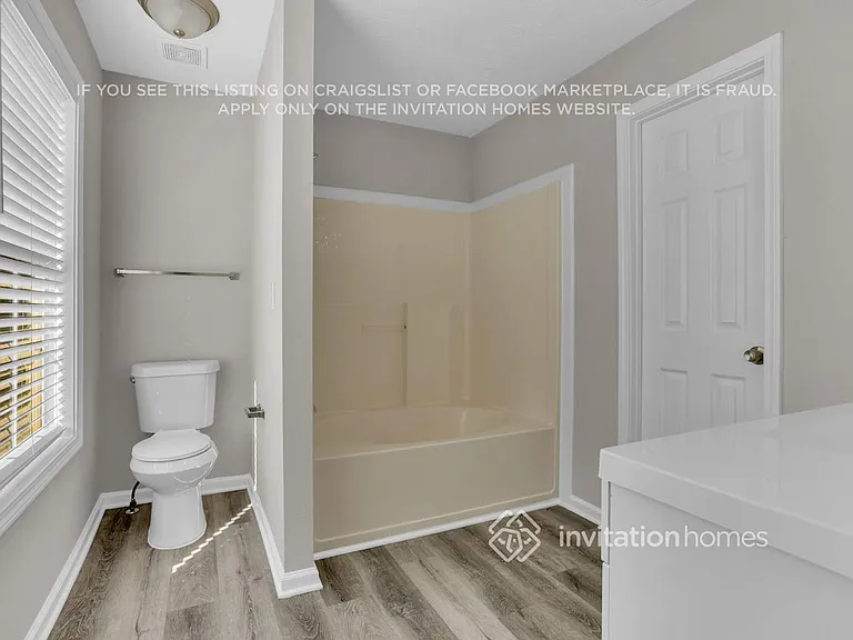 5230 Alexander St — Photo 24