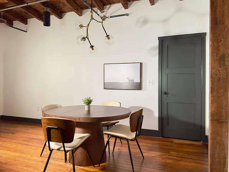 437 W Grant St #302 — Photo 24