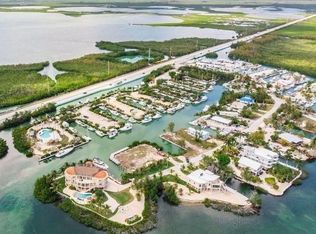 450 Hazel St, Key Largo, FL 33037