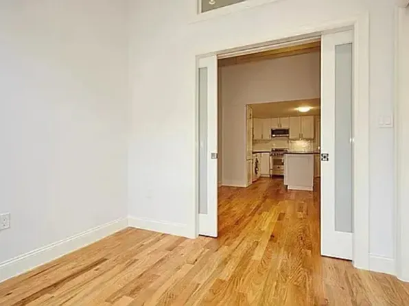 220 East 22nd Street image 5 of 13