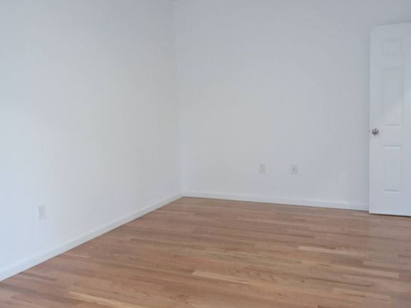 5th image of 1222 Morris St #9259715
