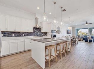 11721 1st St E, Treasure Island, FL 33706