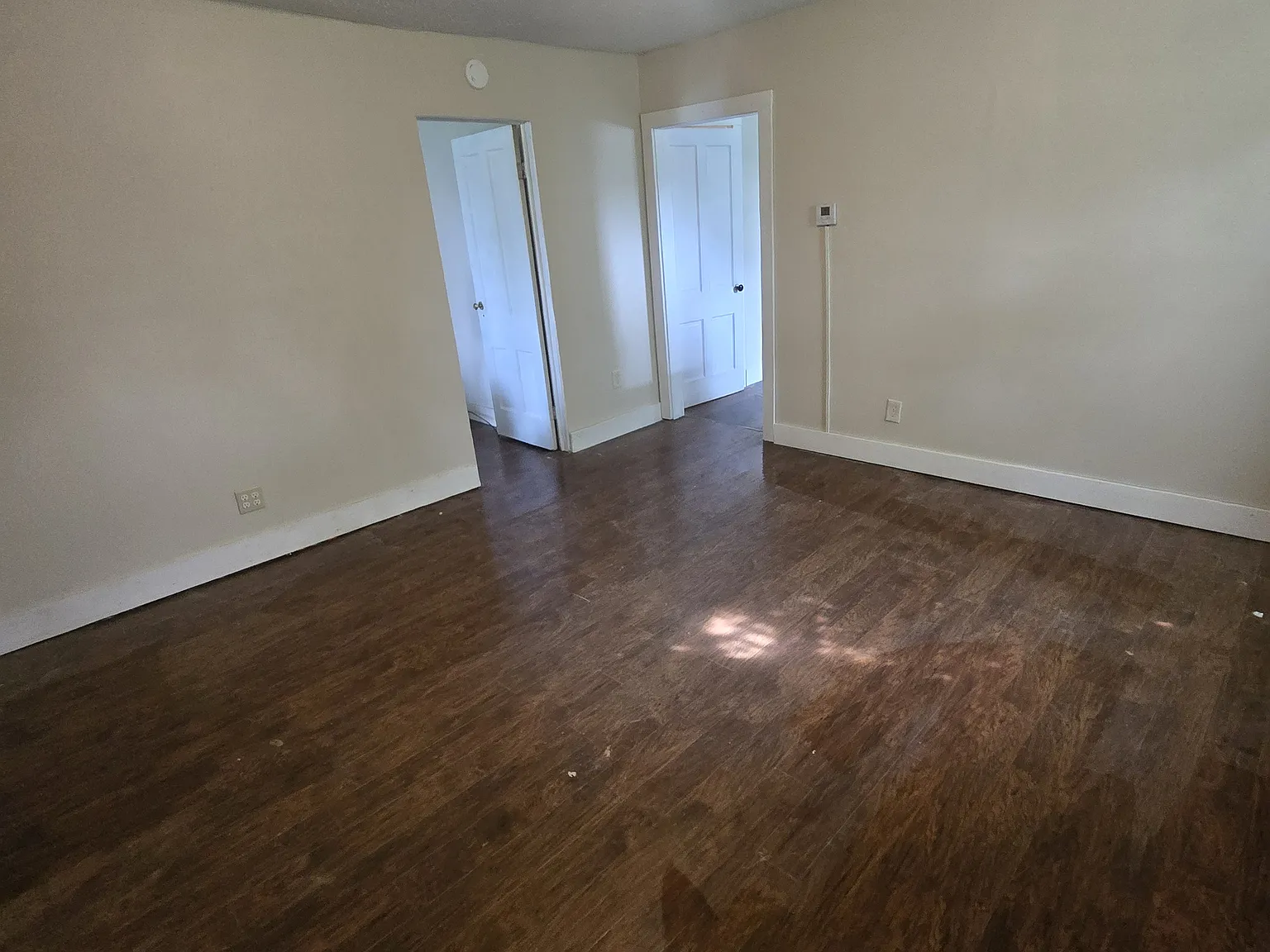 1 bed, 400 sqft, $1,000 — Photo 4