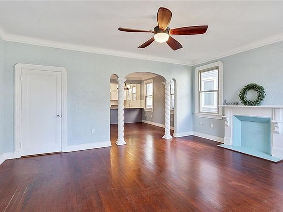 3rd image of 4146 Piedmont Dr