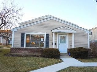 1314 Cove Dr #228-A, Prospect Heights, IL 60070